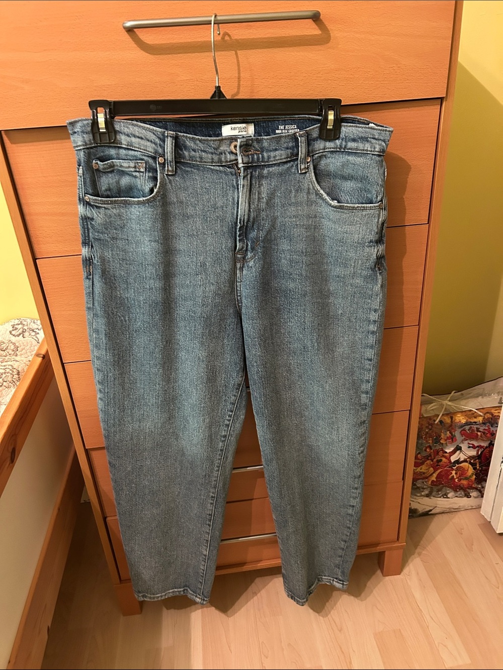 Kensie Light Wash Straight Leg Jeans